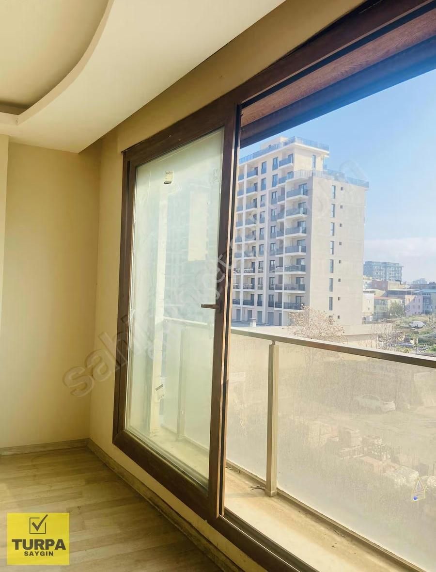 Turpa Saygın'dan Cadde Üzerinde İnkilap İzban Yakını D.gazlı 3+1 - Görsel 5