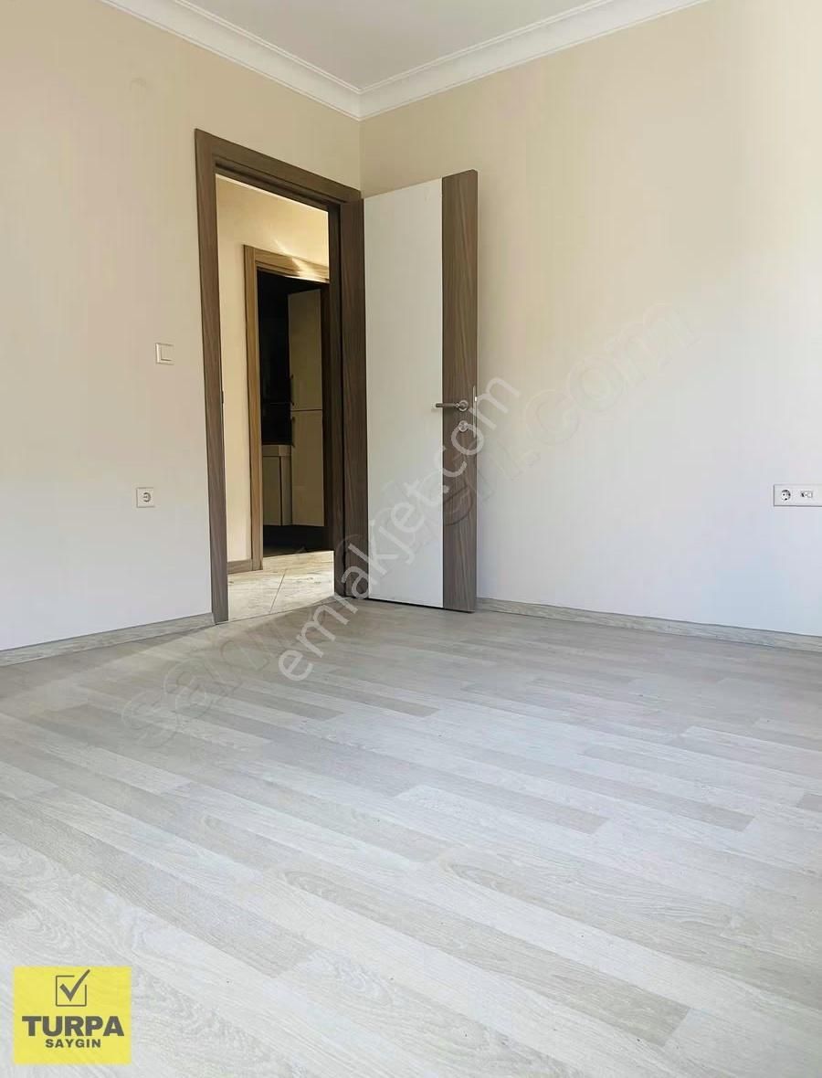 Turpa Saygın'dan Cadde Üzerinde İnkilap İzban Yakını D.gazlı 3+1 - Görsel 13