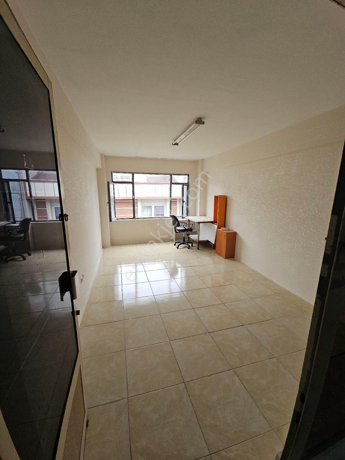 Merkezi Konumda Bayrampaşanın En İşlek Caddesi - Görsel 2