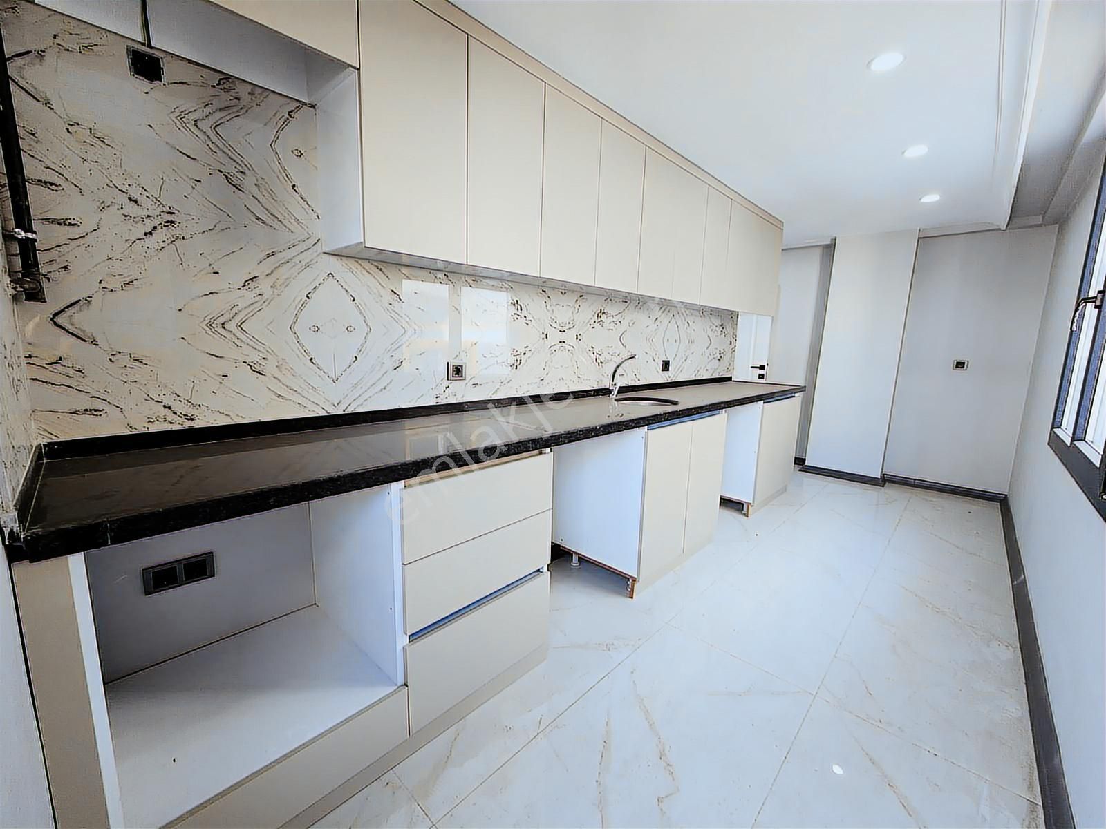 Satılık 4+2 Ön Cephe Luks Dubleks