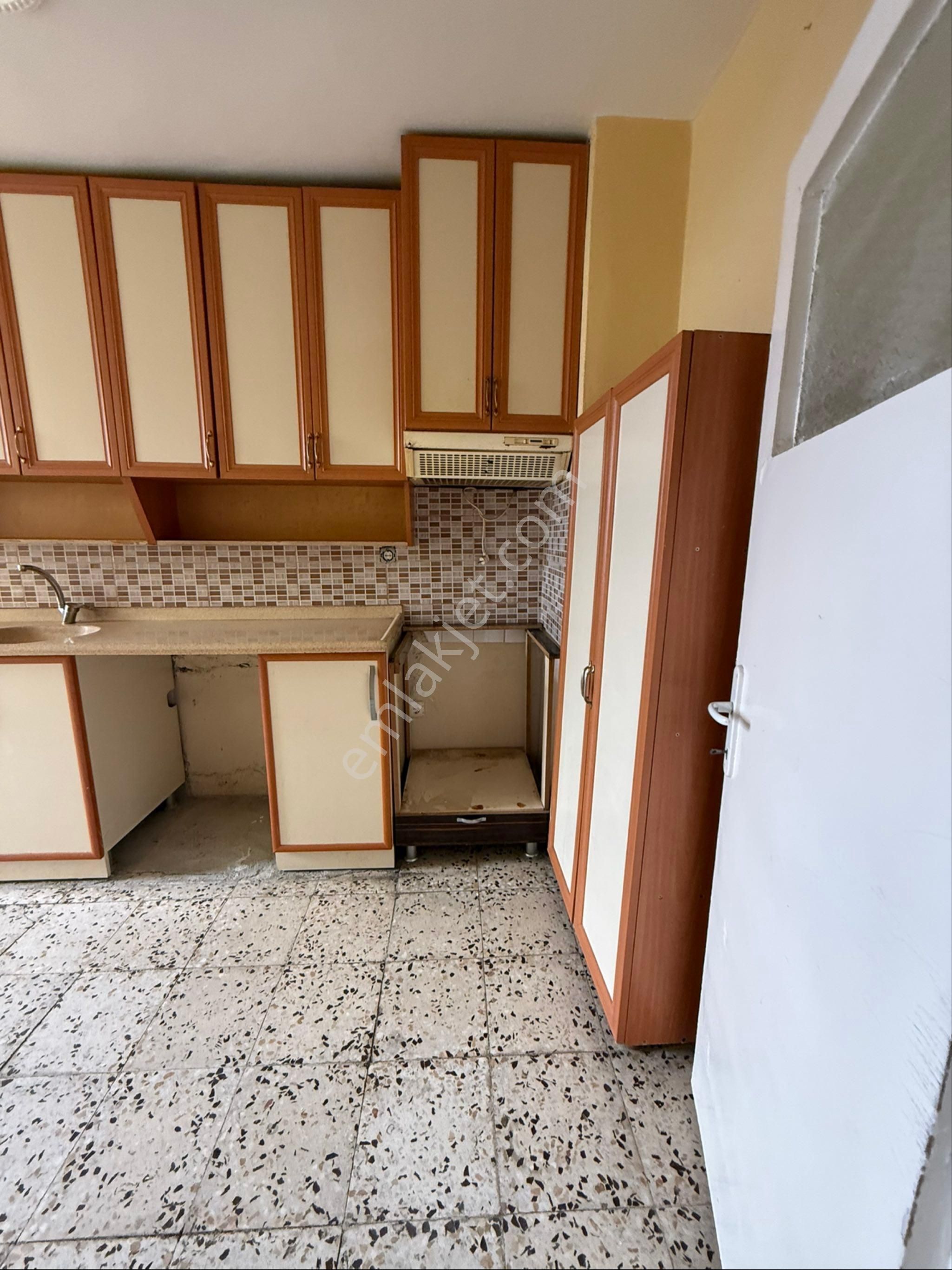 Koza Mahallesı Sabancı Sıtesı’nde Kıralık Masrafsız Daıre - Görsel 4