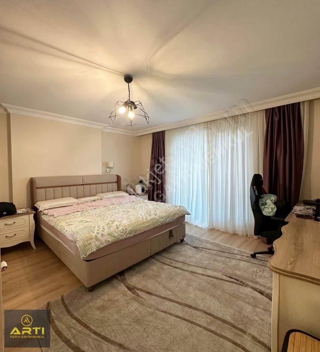 Büyükçekmece E-5 Üstü Merkezi Konumda Satılık 2+1 Lüks Daire - Görsel 3