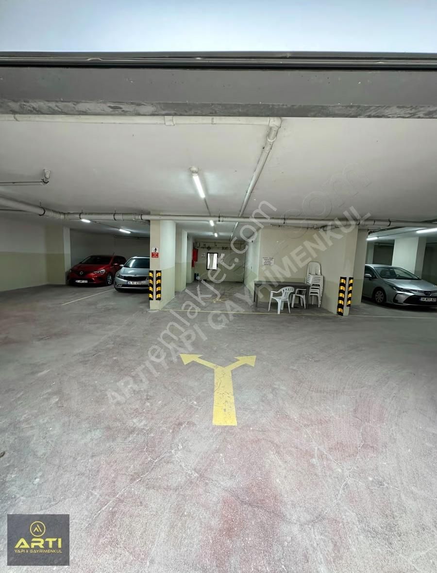 Büyükçekmece E-5 Üstü Merkezi Konumda Satılık 2+1 Lüks Daire - Görsel 25
