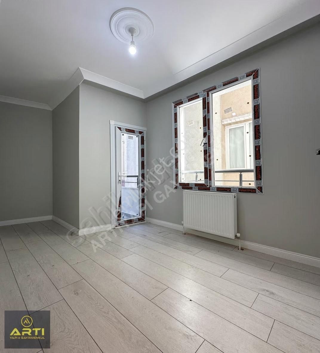 Metrobüse 100 Metre Mesafede Satılık Sıfır Lüks 2+1 Daire - Görsel 5