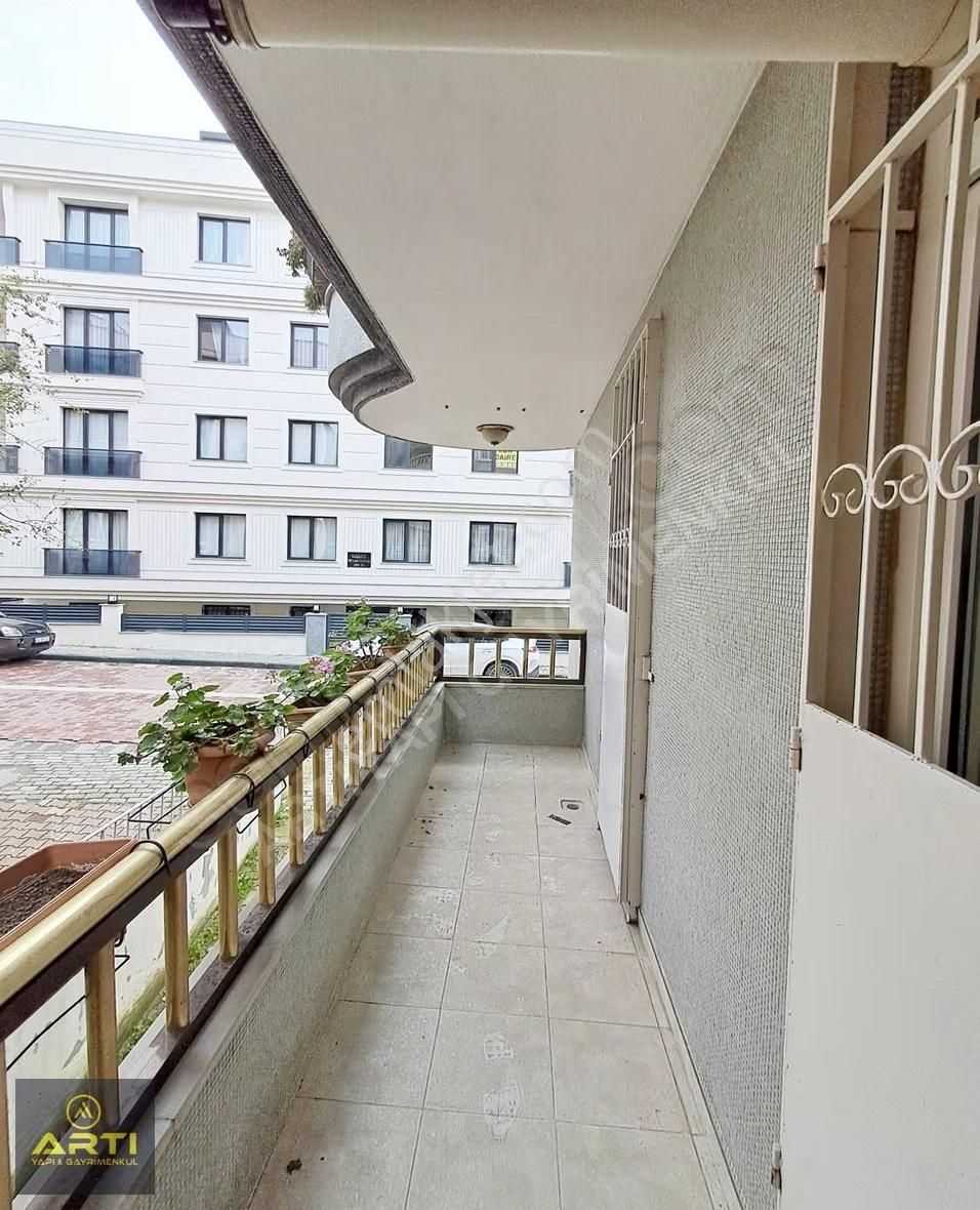 Metrobüse Yakın Otoparklı Ve Asansörlü 3+1 Satılık Daire - Görsel 5