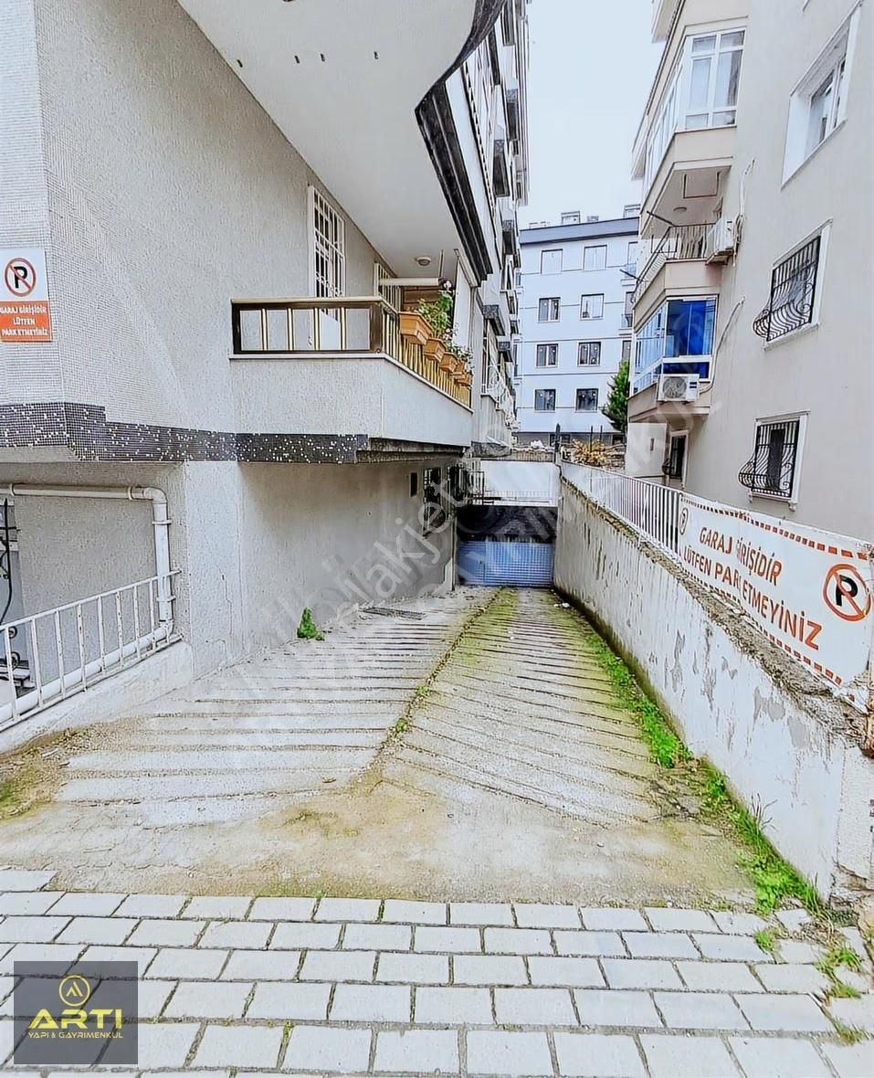 Metrobüse Yakın Otoparklı Ve Asansörlü 3+1 Satılık Daire - Görsel 30