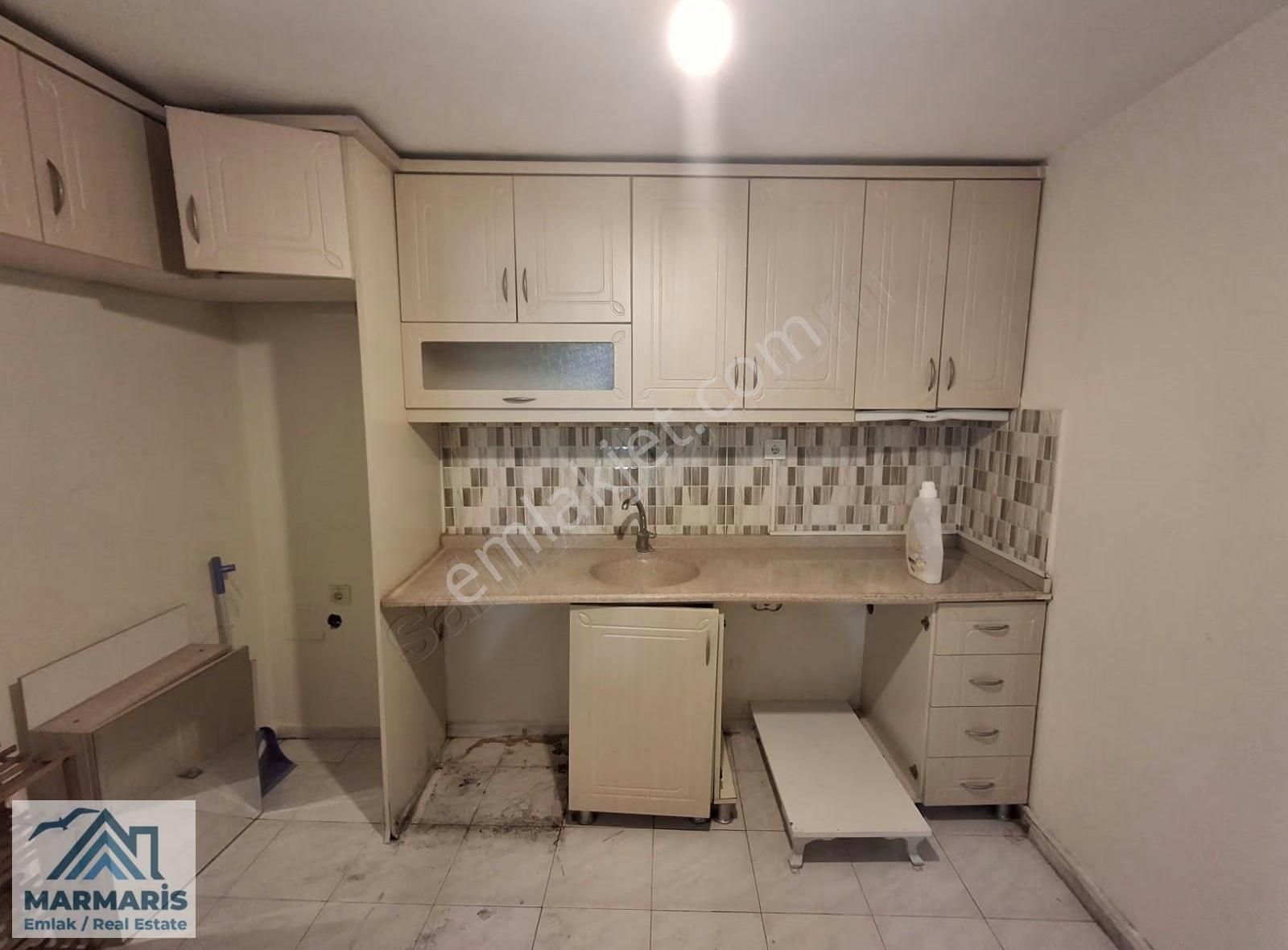 Atatürk İlkokulu Çarşı Girişinde Kiralık 1+1 Daire - Görsel 9