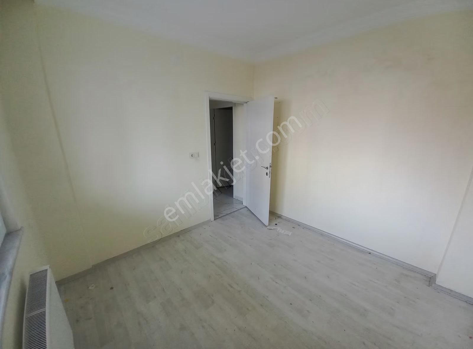 Karatay Başak Caddesinde 2+1 Kiralık Daire - Görsel 4