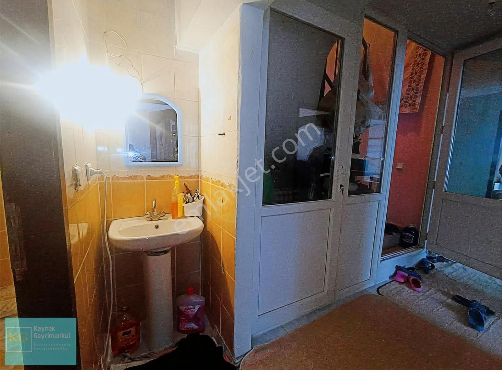 Acil Satılık 6+1 Dubleks Daire Teraslı Geniş Kullanım Alanı - Görsel 11