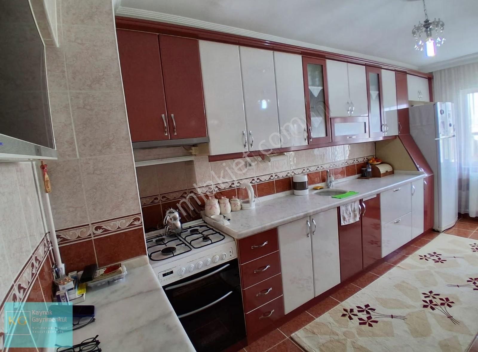 Ayyıldız Mahallesinde Site İçerisinde Satılık 3+1 Daire