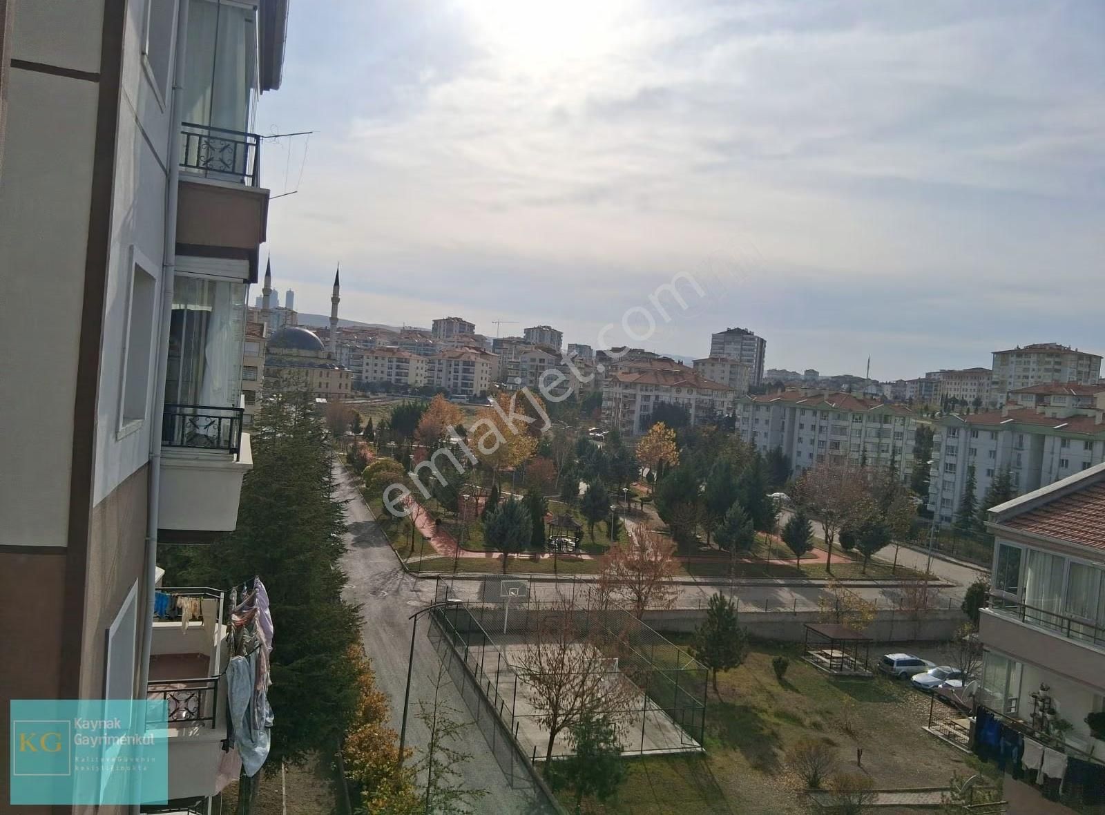 Ayyıldız Mahallesinde Site İçerisinde Satılık 3+1 Daire - Görsel 19