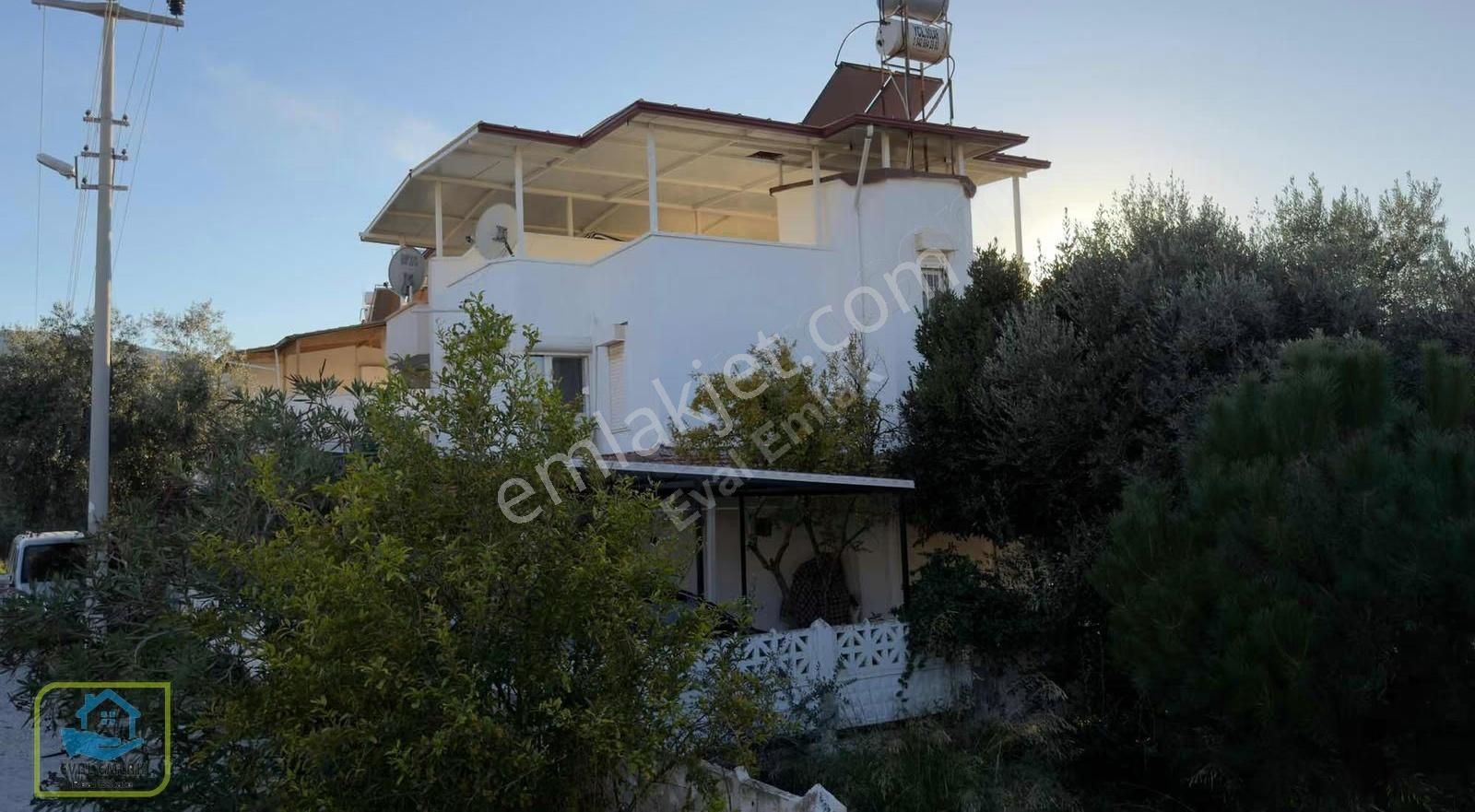 Didim Akbükte Denize Manzaralı, 3 Katlı Dubleks Villa