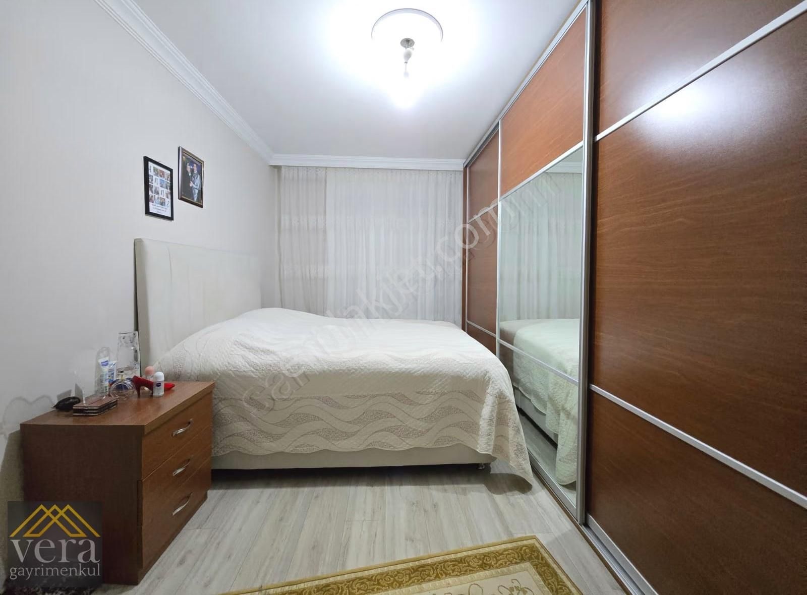 Full Yapılı İskanlı Asansörlü Cadde Yakını Güney Cephe 4+1 Duble - Görsel 23