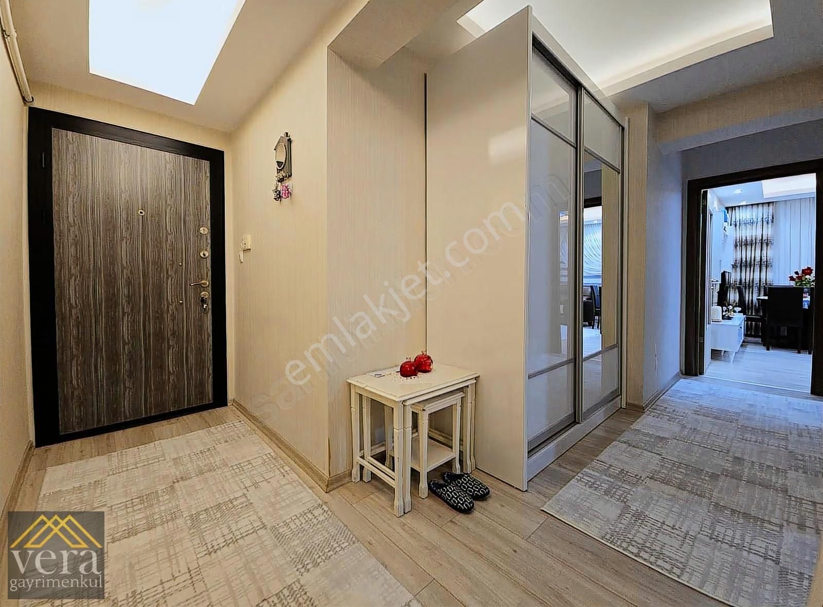 Full Yapılı İskanlı Asansörlü Cadde Yakını Güney Cephe 4+1 Duble - Görsel 9