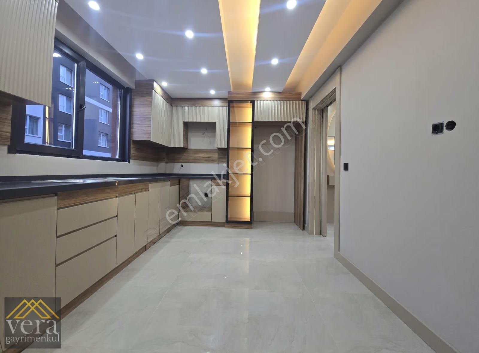 Muhteşem Mimarisi İle Sıfır Süper Lüks Satılık 3+1 Daireler... - Görsel 10