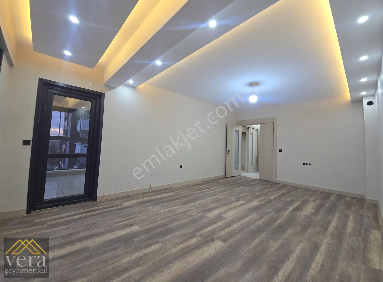 Muhteşem Mimarisi İle Sıfır Süper Lüks Satılık 3+1 Daireler... - Görsel 26