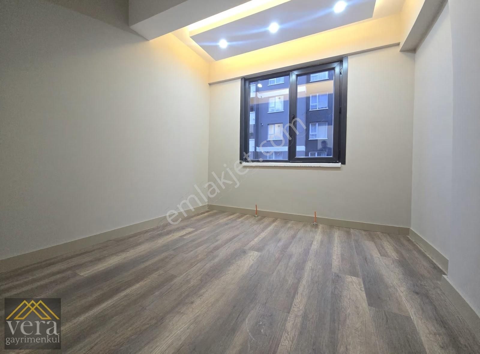 Muhteşem Mimarisi İle Sıfır Süper Lüks Satılık 3+1 Daireler... - Görsel 34