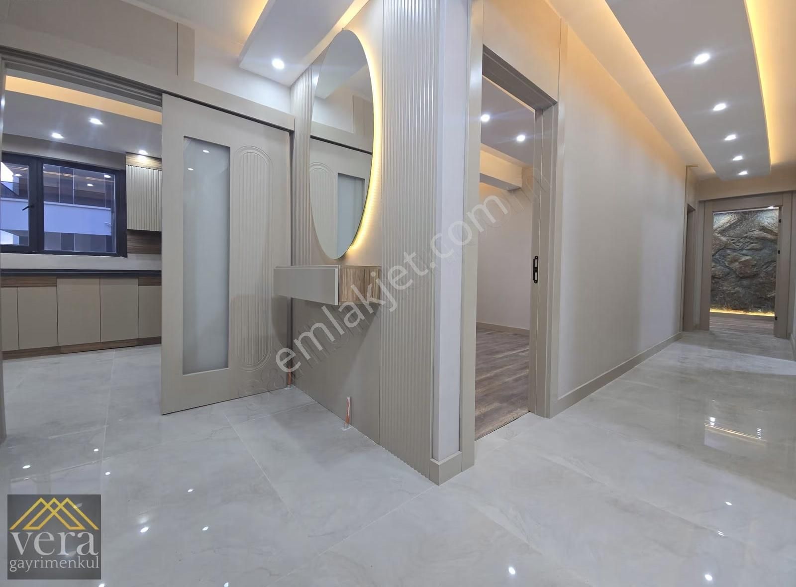 Muhteşem Mimarisi İle Sıfır Süper Lüks Satılık 3+1 Daireler... - Görsel 23