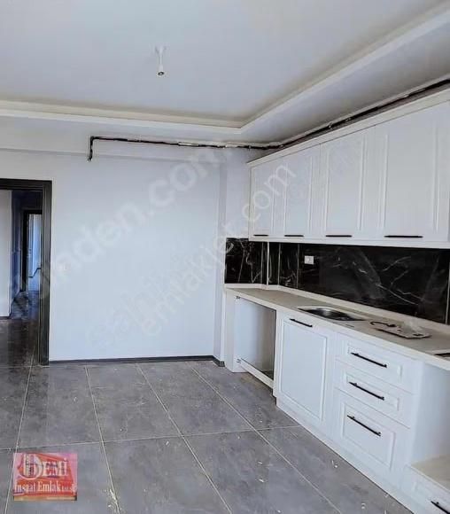 Siteler Bölgesi 2+1 Güzel Ve Kullanışlı Kiralık Daire - Görsel 18