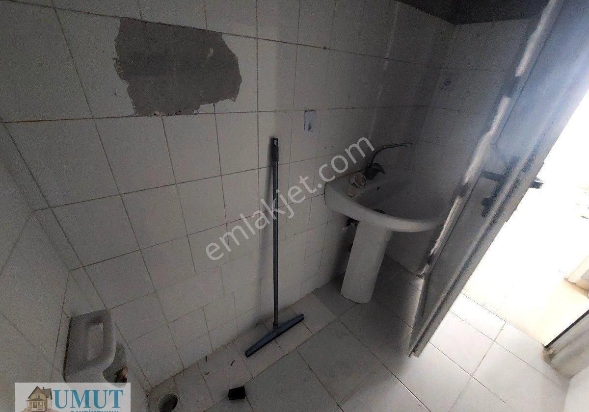 Gaziosmanpaşa Karayolları De Acil Satılık Daire İkinci Kat Balkonlu 2+1 95 M2 - Görsel 4