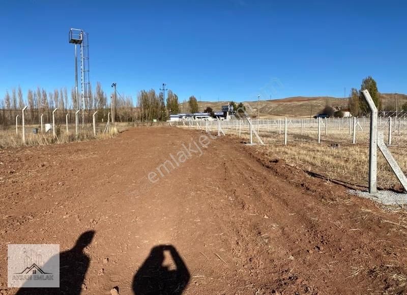Aksan Emlak'tan Organize Karşısı Fırsatt Cevrili Ticari Tarla! - Görsel 2