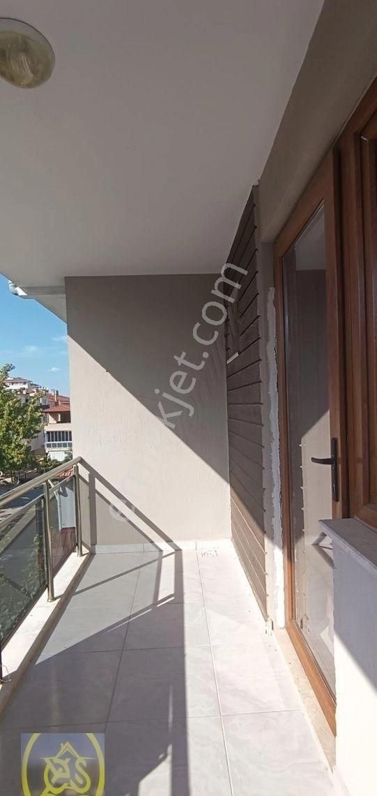 Üniversite'ye Yürüme Mesafesinde Muh. Çift Balkonlu 1+1 Apart.. - Görsel 24