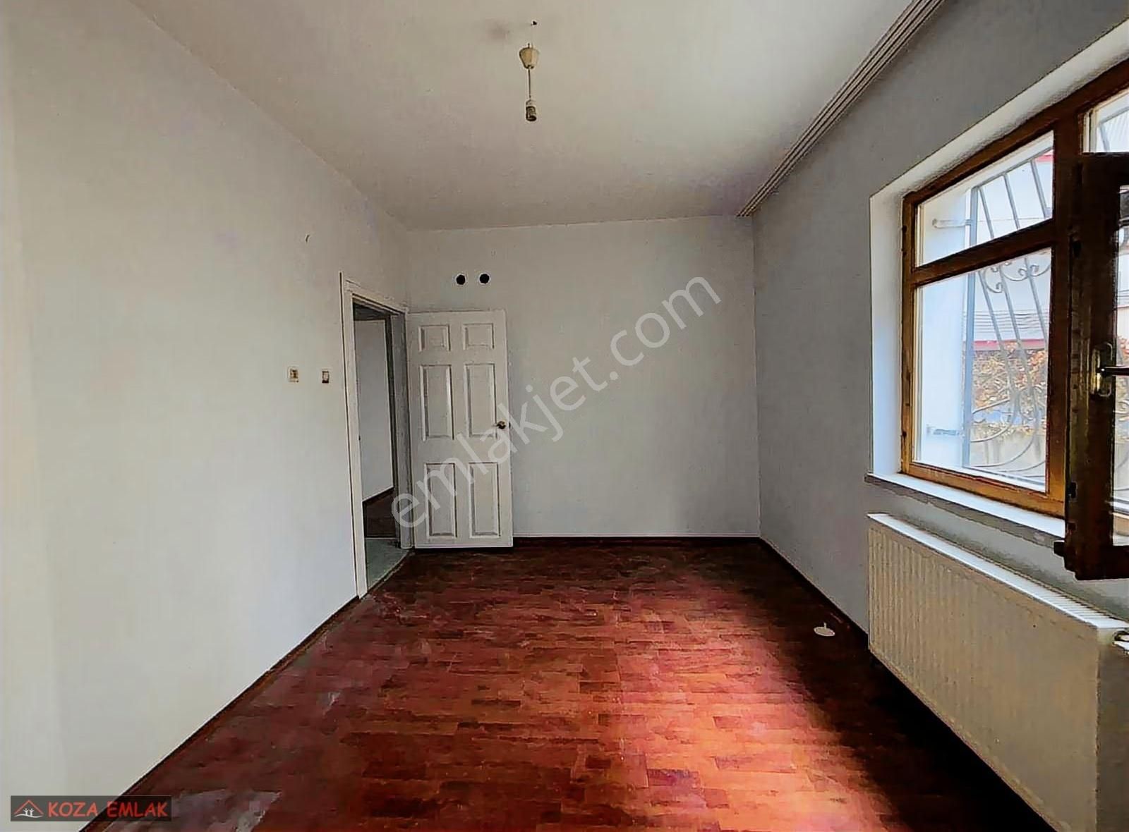 Koza Emlak'tan Selçuklu Mah. Genç Bina Da Ön Cephe De 3+1 Dairee - Görsel 16