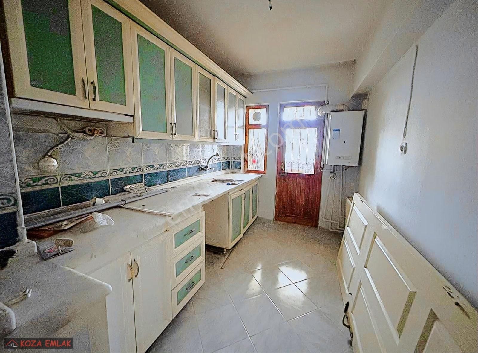 Koza Emlak'tan Selçuklu Mah. Genç Bina Da Ön Cephe De 3+1 Dairee - Görsel 22