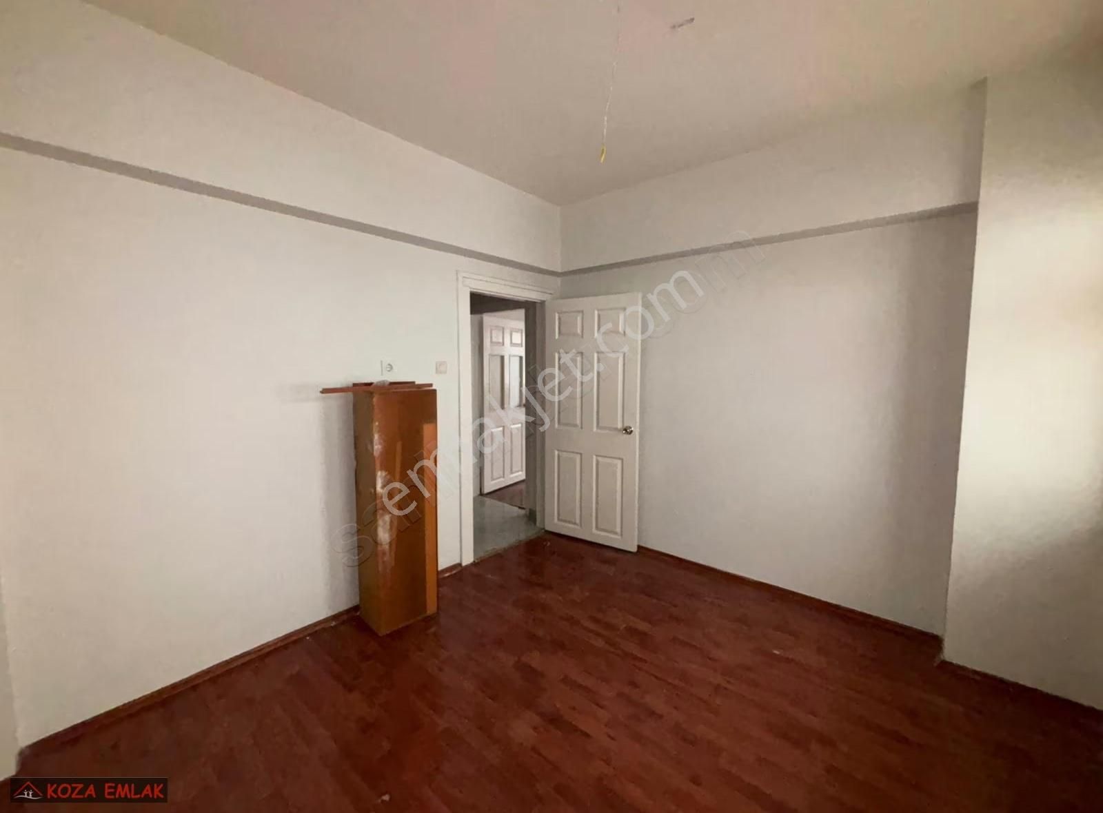 Koza Emlak'tan Selçuklu Mah. Genç Bina Da Ön Cephe De 3+1 Dairee - Görsel 6