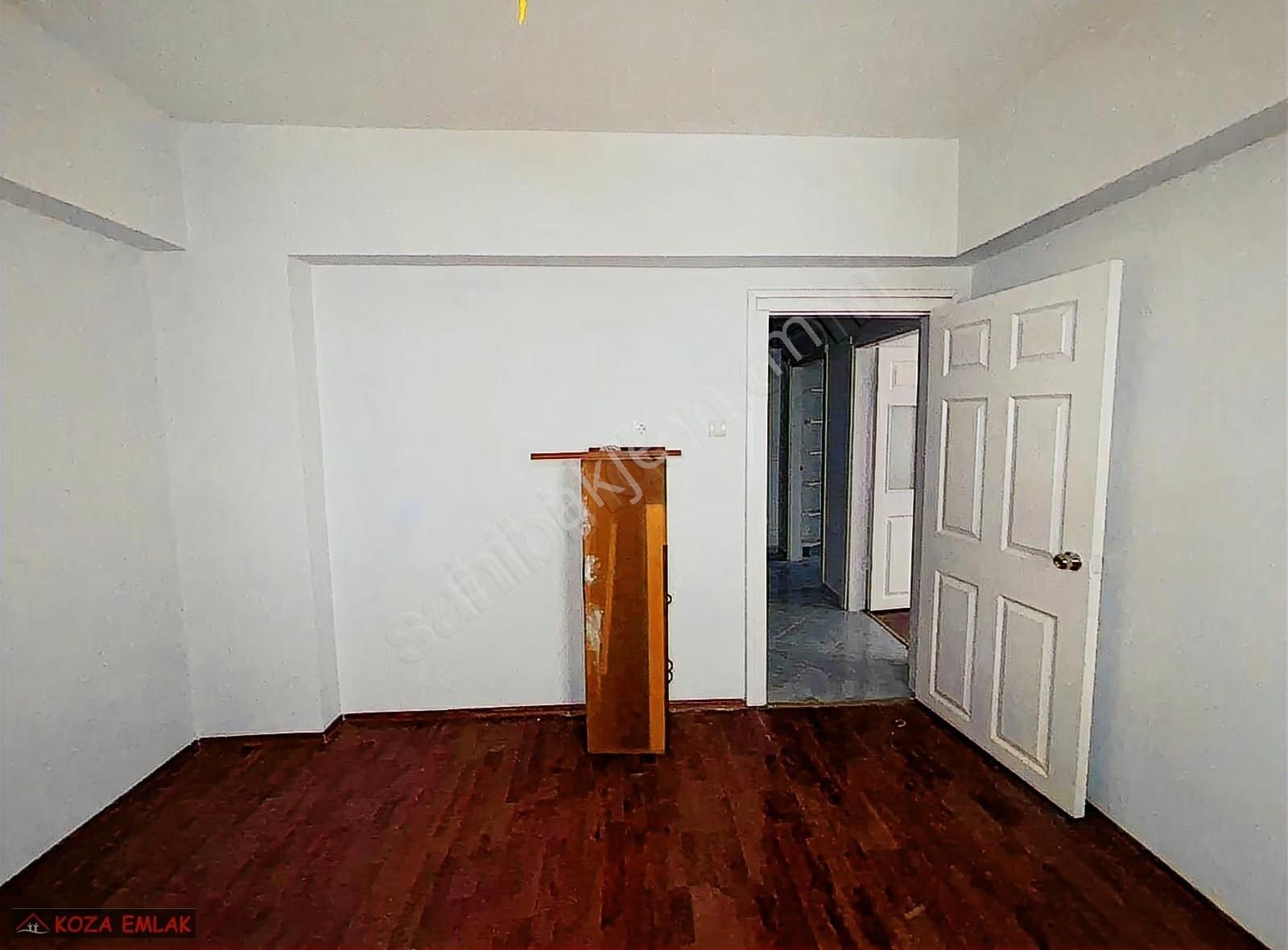 Koza Emlak'tan Selçuklu Mah. Genç Bina Da Ön Cephe De 3+1 Dairee - Görsel 23