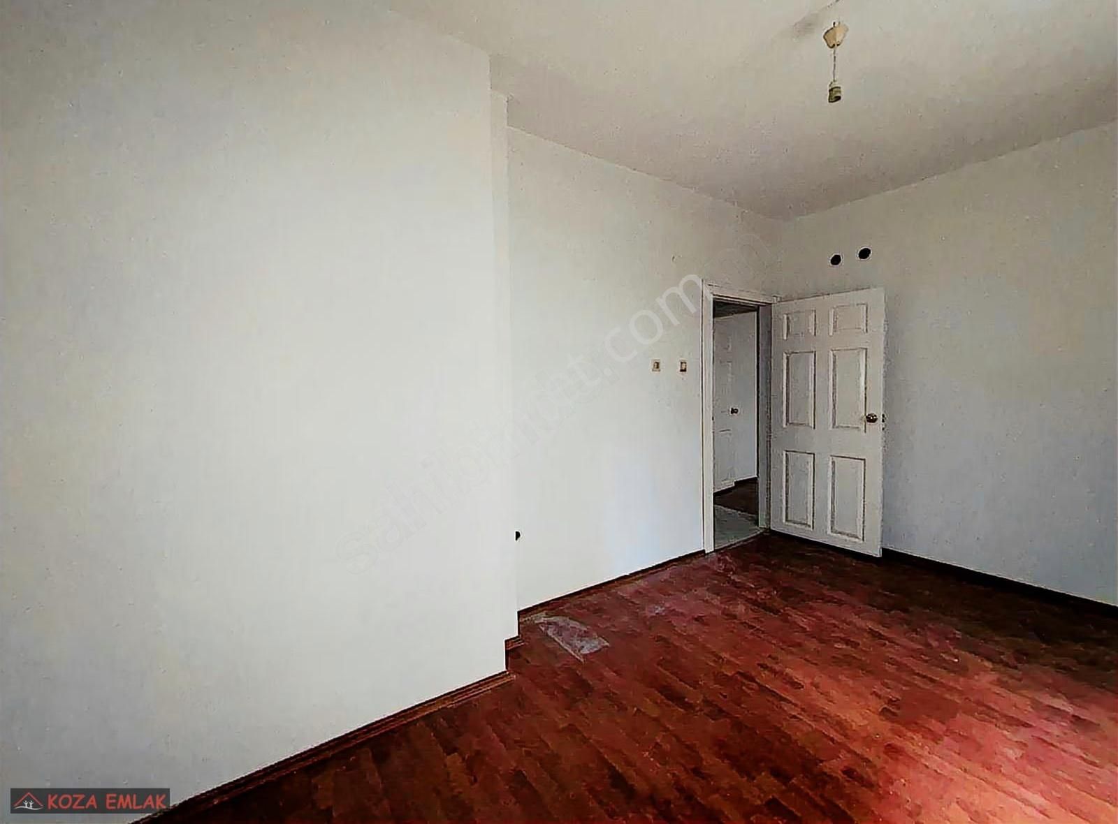 Koza Emlak'tan Selçuklu Mah. Genç Bina Da Ön Cephe De 3+1 Dairee - Görsel 31