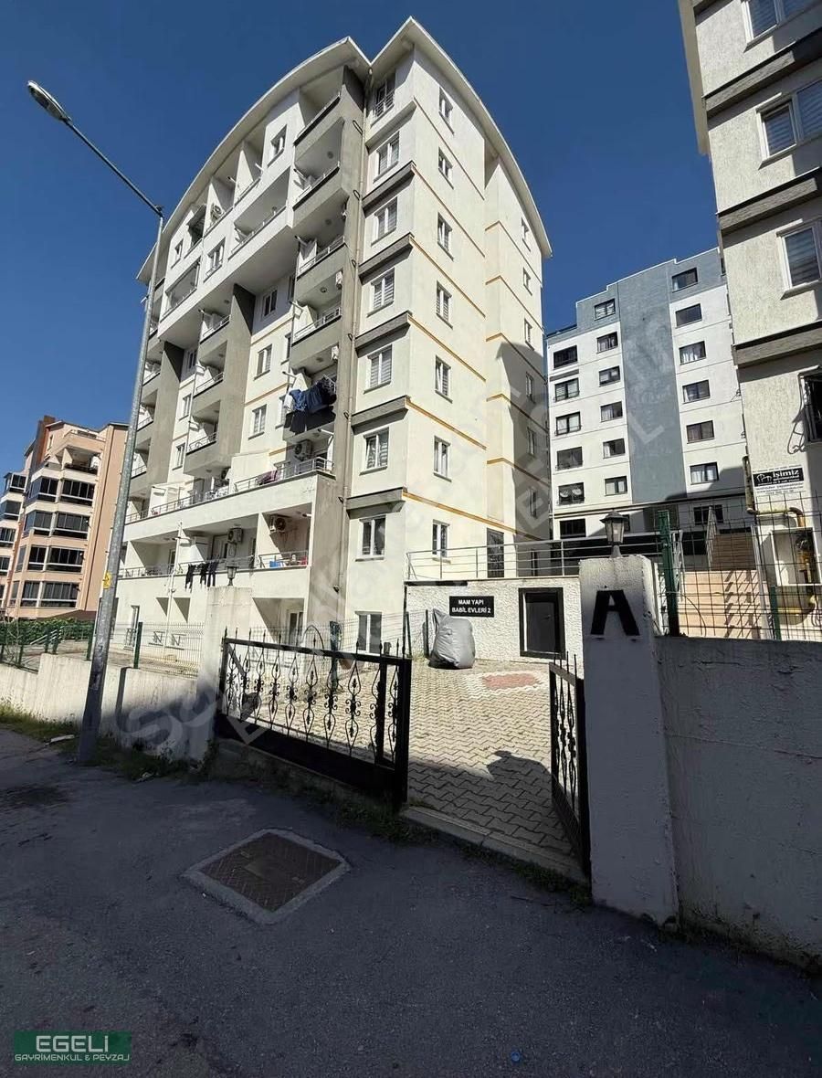 Egeli'den Babil2 Sitesin'de 2+1 Eşyalı Satılık Daire - Görsel 5