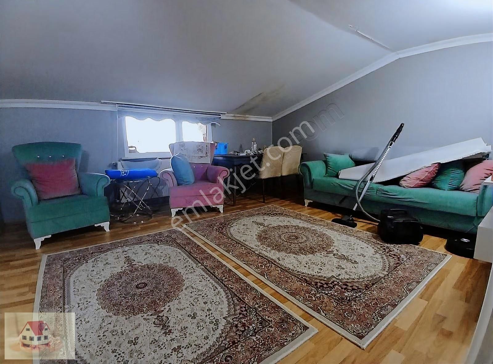 Merkez Mahallesi'nde Çok Kulanisli 3+2 170m2 Dubleks - Görsel 2