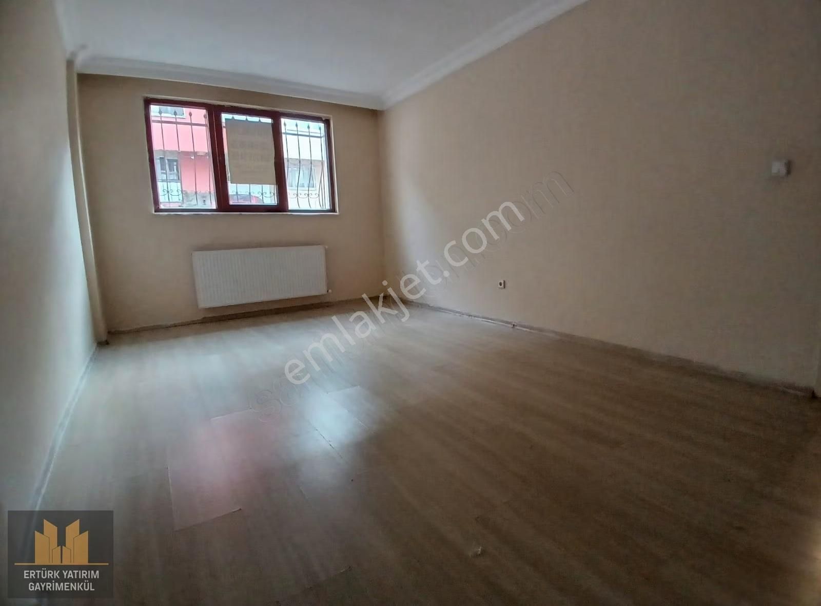 Merkez Mahallesi'nde Çok Kullanışlı 2+1 Bahçe Katı