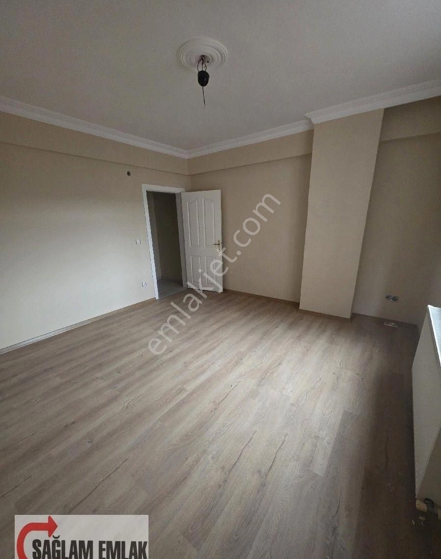 Kiralik Daire Sariyer Bahcekoy 3+1 - Görsel 25