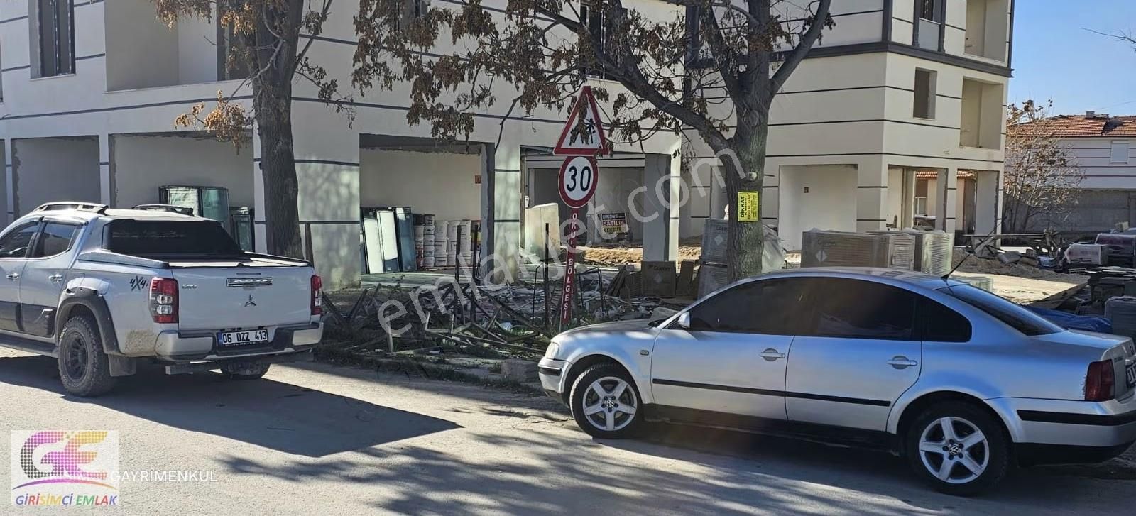 Girişimciden Çeltik Merkezde Belediye Karşısı Sıfır İşyeri - Görsel 9