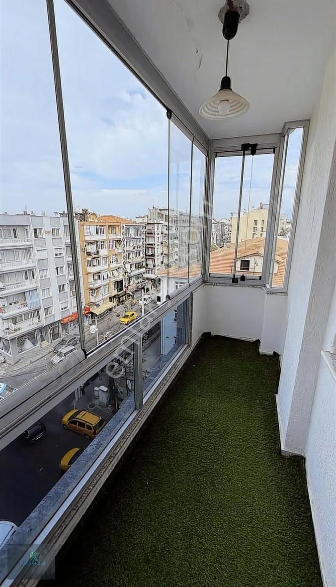 Deniz Manzaralı 3+1 Köşe Daire - Görsel 2