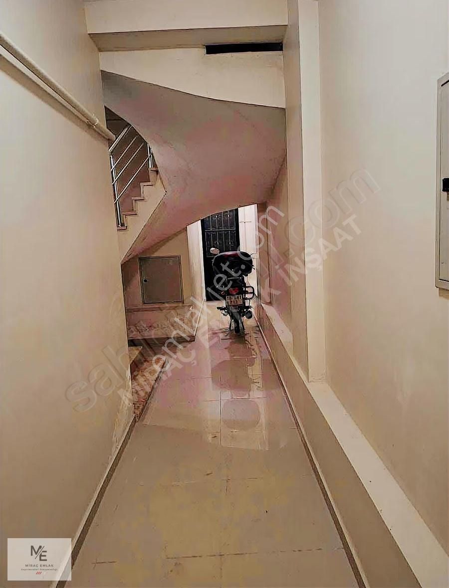 Miraç Emlaktan Mükemmel Konumda 2+1 Satılık Daire - Görsel 5