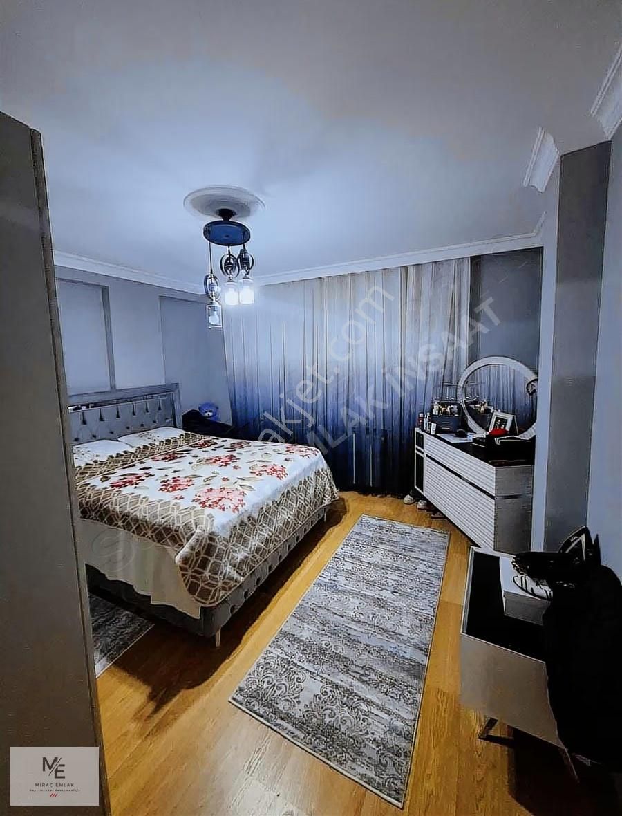 Miraç Emlaktan Mükemmel Konumda 2+1 Satılık Daire - Görsel 3