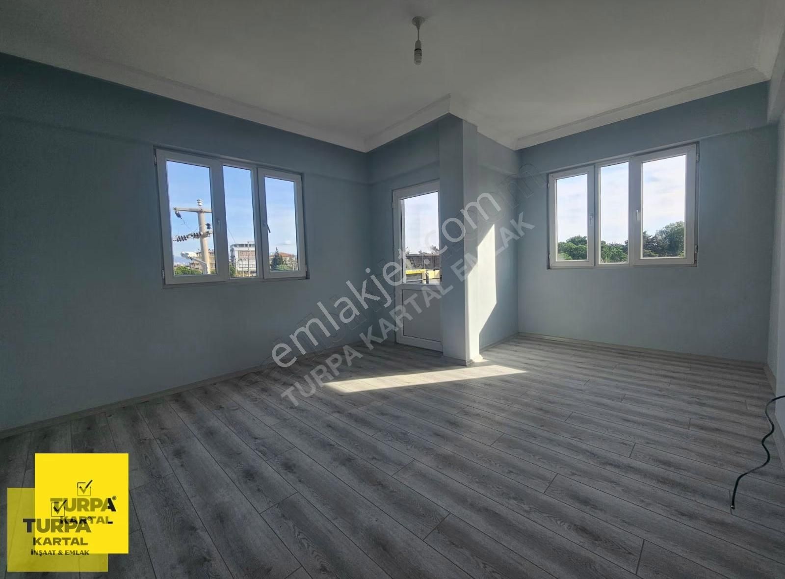 Didim Merkez 2+1 Ayrı Mutfak Köşe Başı Ön Cephe - Görsel 5