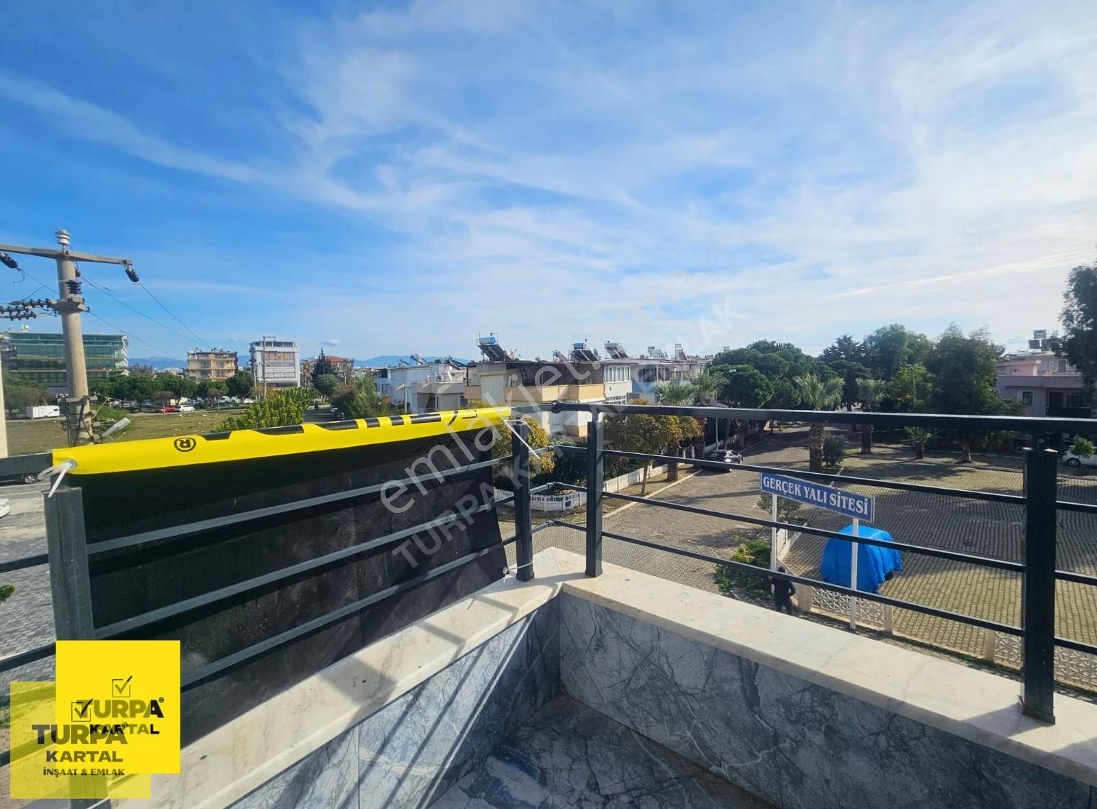 Didim Merkez 2+1 Ayrı Mutfak Köşe Başı Ön Cephe - Görsel 9