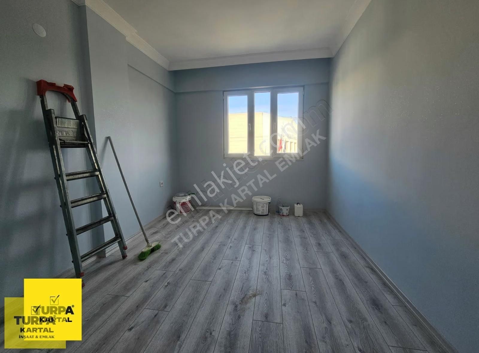 Didim Merkez 2+1 Ayrı Mutfak Köşe Başı Ön Cephe - Görsel 10