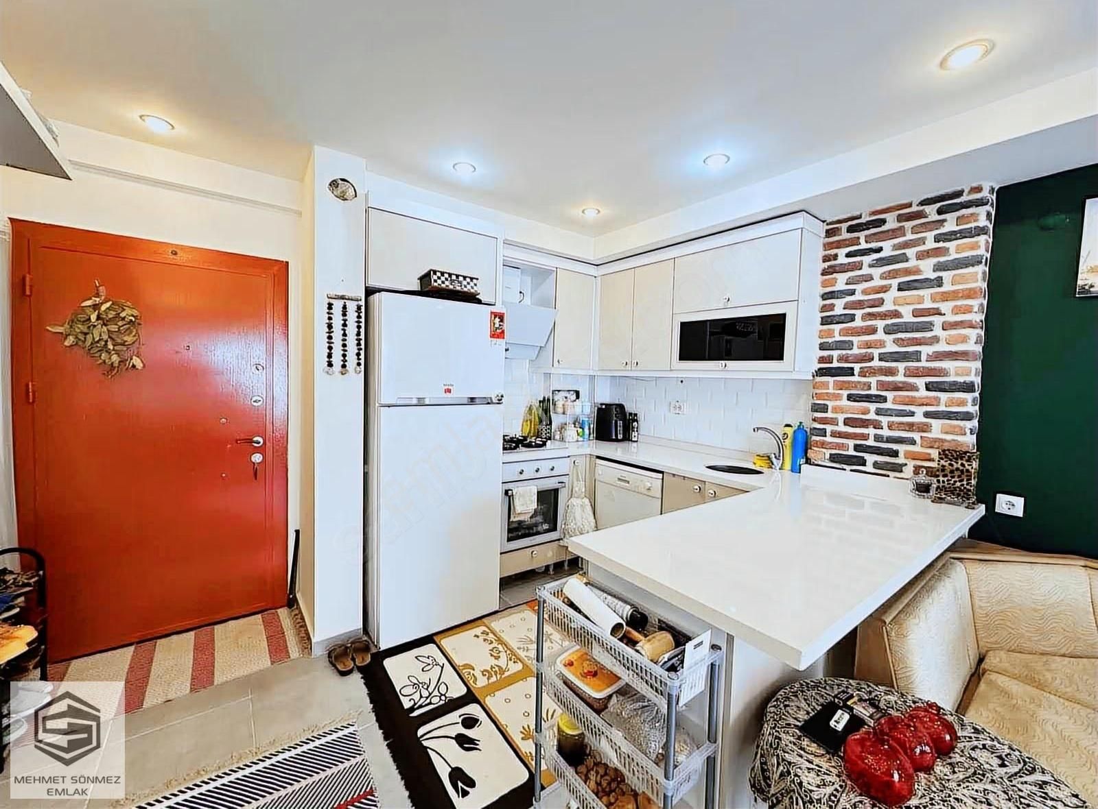 Antalya Muratpaşa Güzeloba'da Katta Mobilyalı 1+1 - Görsel 10