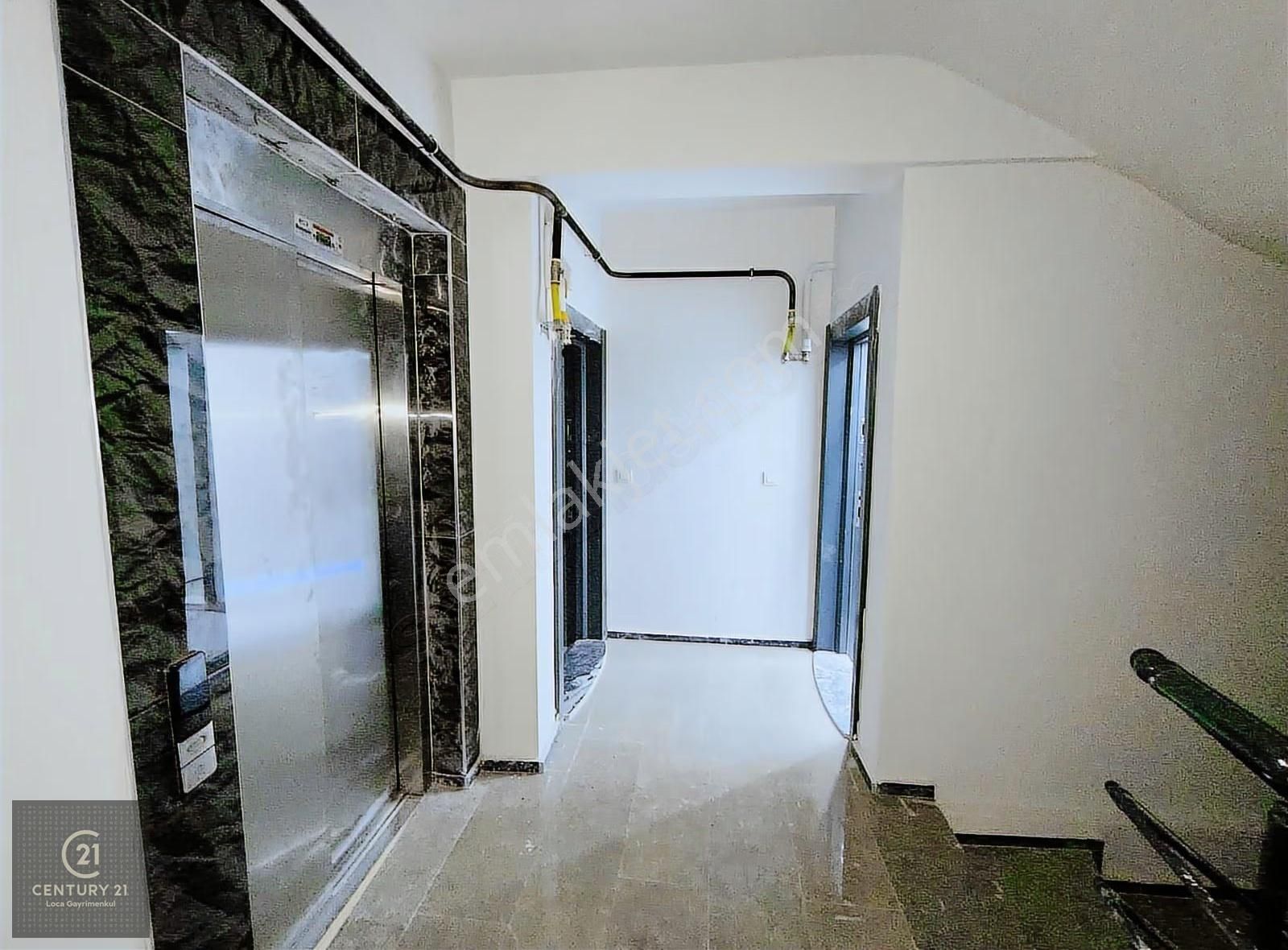 C21 Loca'dan Plaza Tadında Kiralık Ofis - Görsel 11