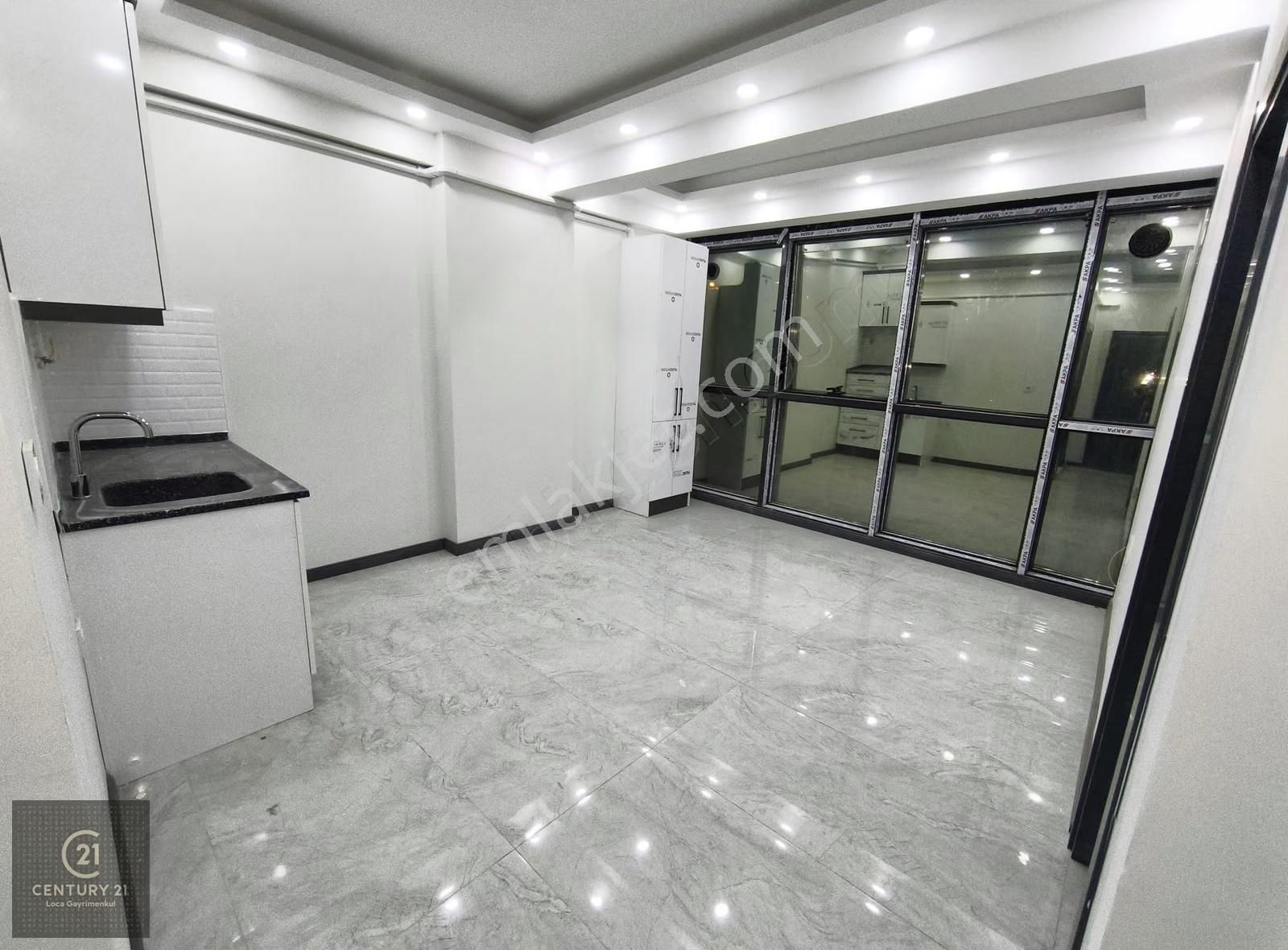 C21 Loca'dan Plaza Tadında Kiralık Ofis - Görsel 2