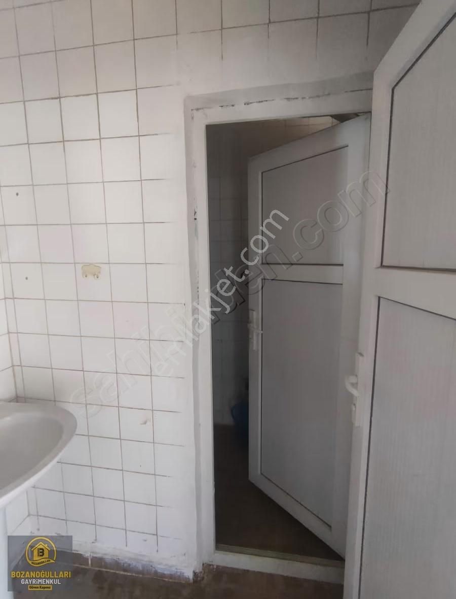 Cadde Üzeri, 500m² Arsasıyla Satılık Tripleks Villa - Görsel 3