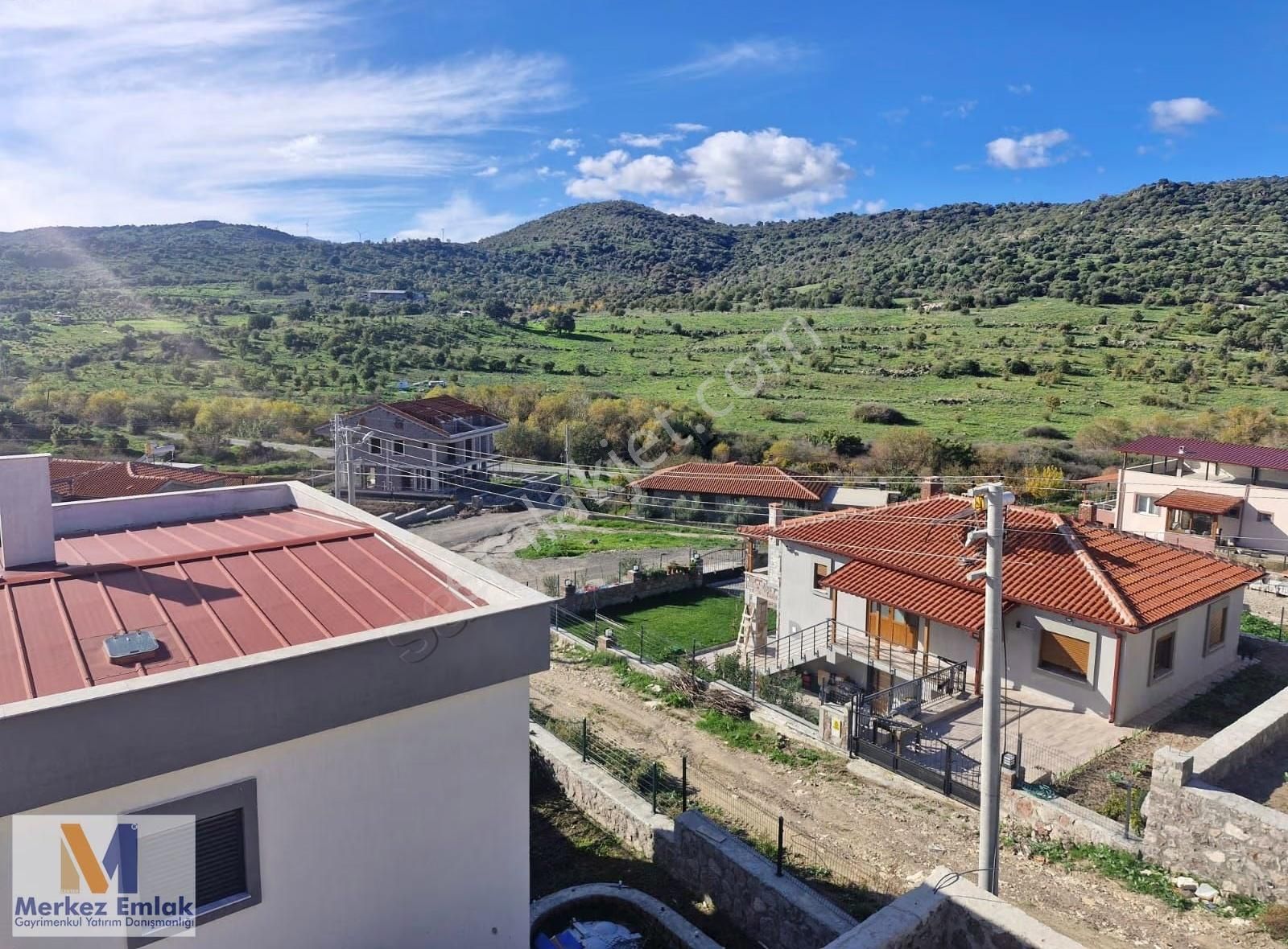 Merkez'den Uzunburun'da Lüks Fonksiyonlu 5+1 Satılık Villa - Görsel 20