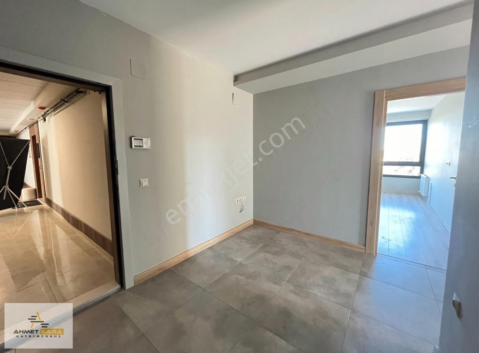 Ahmet Kara'dan Limonluk Mah. Semtyeniköy'de 2+1 Kiralık Ofis - Görsel 11