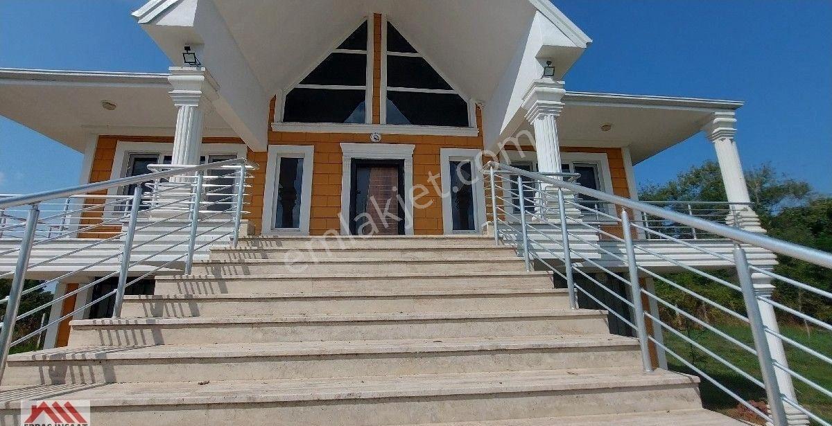 Düzce Akçakoca Melenağzı Mevki Kocaali Sınırında 14687m²arsa İçerisinde Triplex Villa Irmak Kenarı - Görsel 22