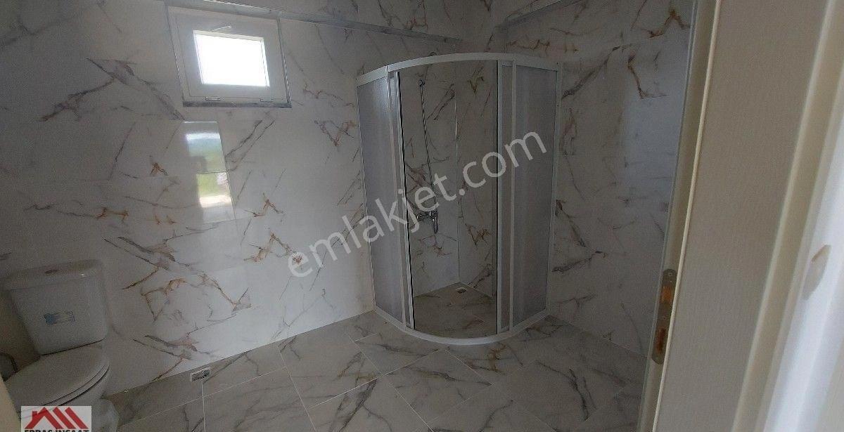 Düzce Akçakoca Melenağzı Mevki Kocaali Sınırında 14687m²arsa İçerisinde Triplex Villa Irmak Kenarı - Görsel 30